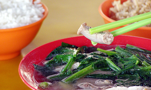 ツーツァチンタン　猪雑清湯（ブタ肉・ホルモン・ミックススープ）　Pig's organ soup "zhu zha tang 猪什汤"